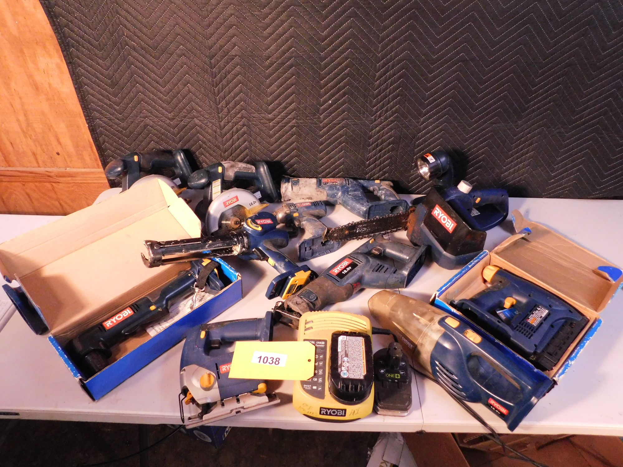 Lot image 1