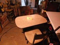 Lot of table & chairs