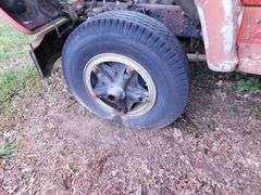 1979 FORD 800 44,000 lbs. odometer reads 52,094.2 does not currently run Manual, VID 580CEVK1744