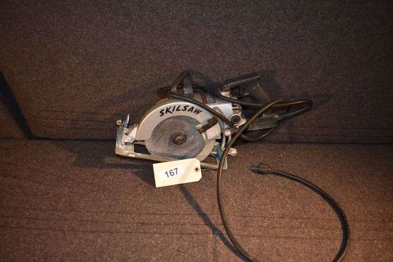 Skilsaw 7 1/4" work drive saw