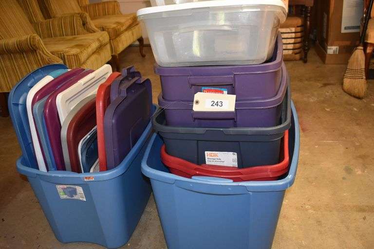 Totes with lids