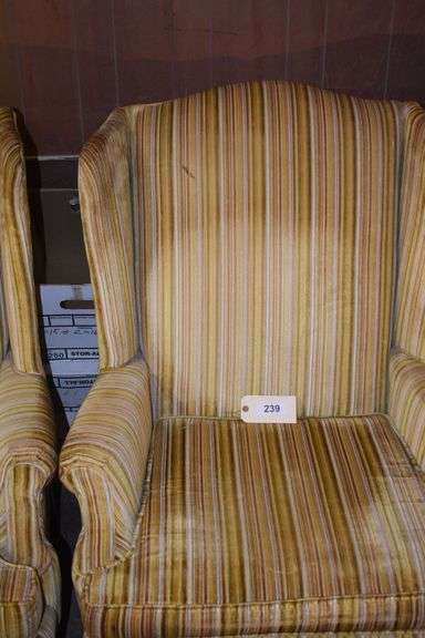 2 Fairfield chairs