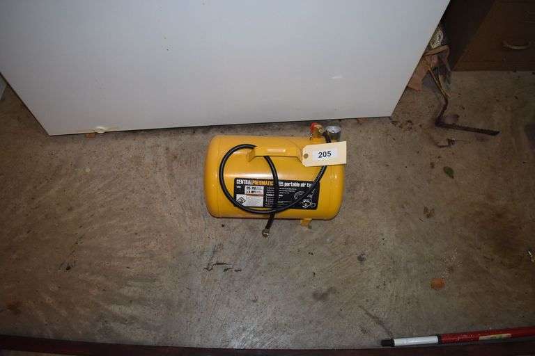 11 gallon portable air tank