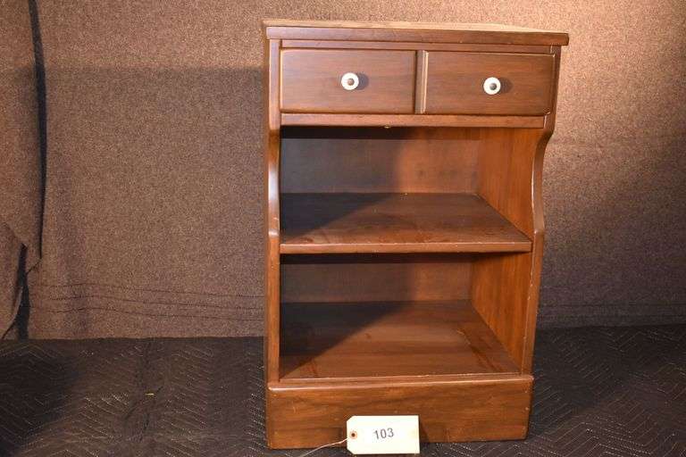 18"x27"x15" nightstand