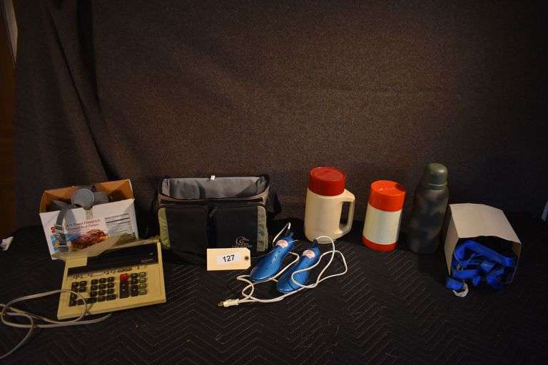 Thermoses, sharp calculator, Ducks Unlimited tow straps, The Ronning Electric footwear dryer image
