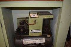 Sears 2 cylinder air compressor with hose