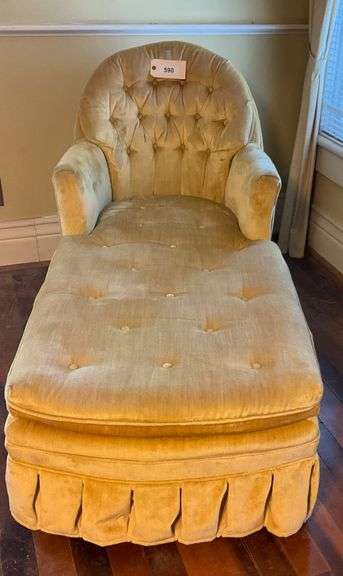 Small Velour Chaise Lounge image