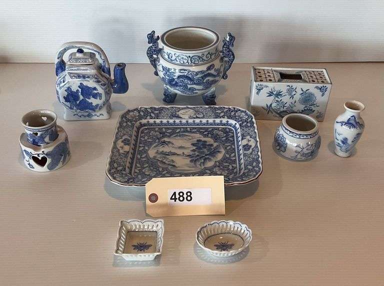 Blue Ceramic Giftware And Décor image