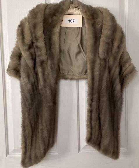 Silver Mink Stole, 1960's-1970's, (Area Near Shoulder Needs Cleaning) image