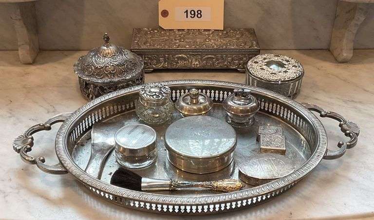 Silverplate Boudoir Accessories image