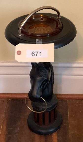Horse Style Ash Tray image