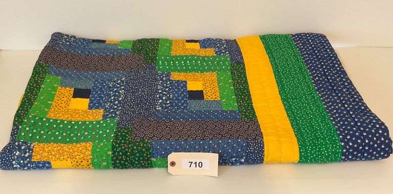 Patchwork Quilt, 88'x74" image