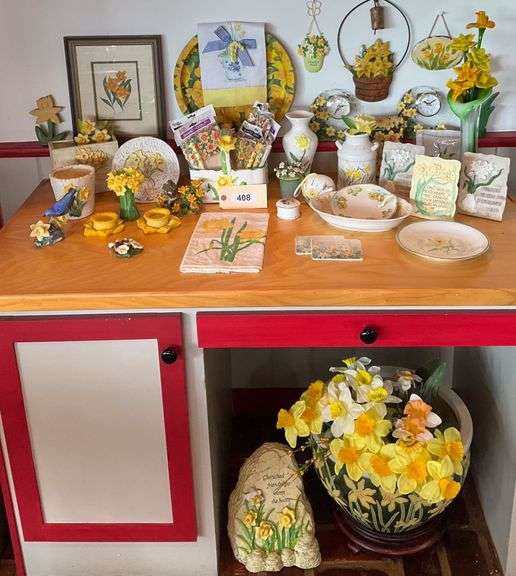 Large Collection Of Daffodil Decor image