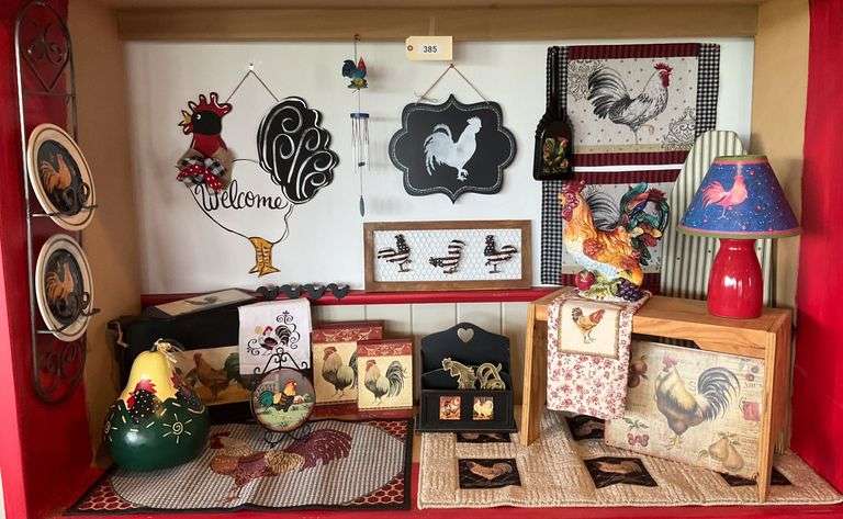 Very Large Assortment Of Rooster Décor image