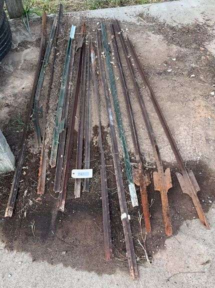 Fourteen T Sign Posts image