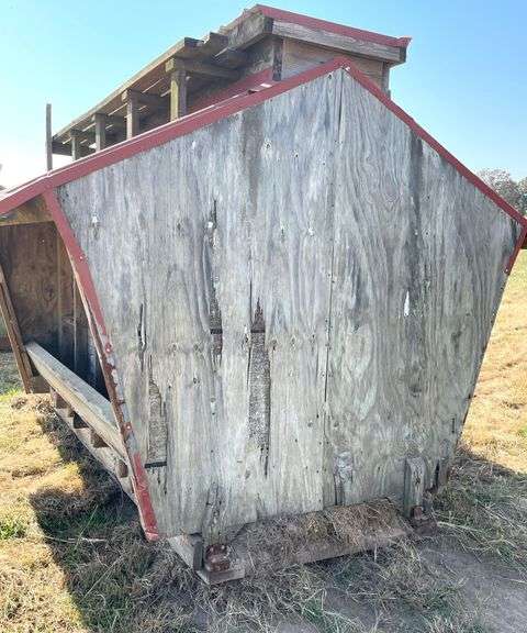 2 Ton Wooden Creep Feeder (may need repair here and there)