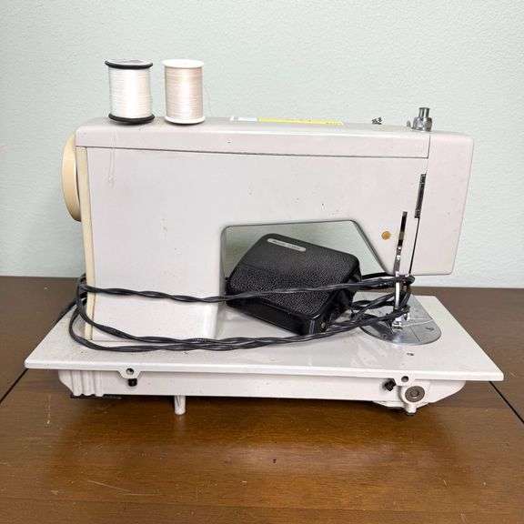 Vintage Sears Kenmore Sewing Machine Model 158.14301