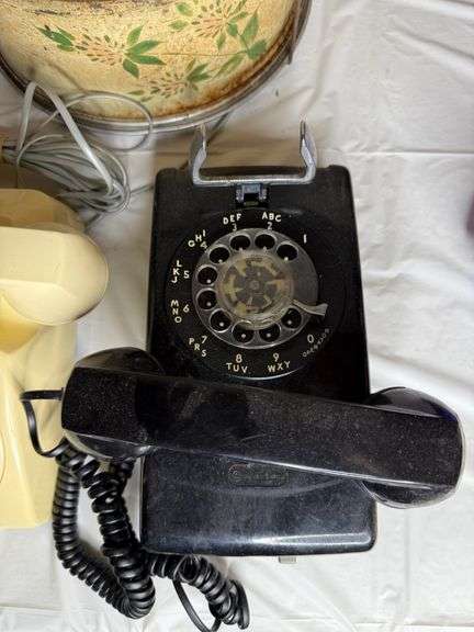 President Plate, Cake Cover & 2 Vintage Telephones