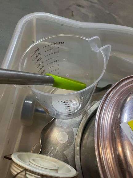 Box of Assorted Kitchen Goods