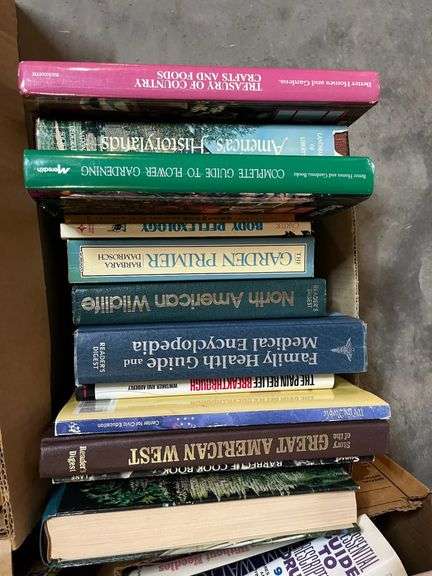 Reader's Bedtime Dream- 4 Boxes of Assorted Books & Flashlights!