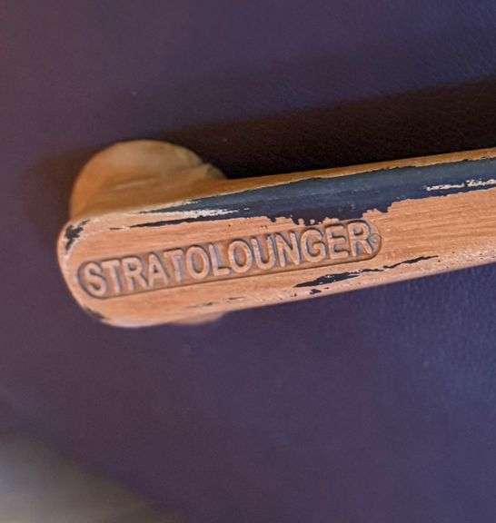 Stratolounger Recliner- see photos for condition