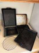 Baking Sheets & Cake Pans