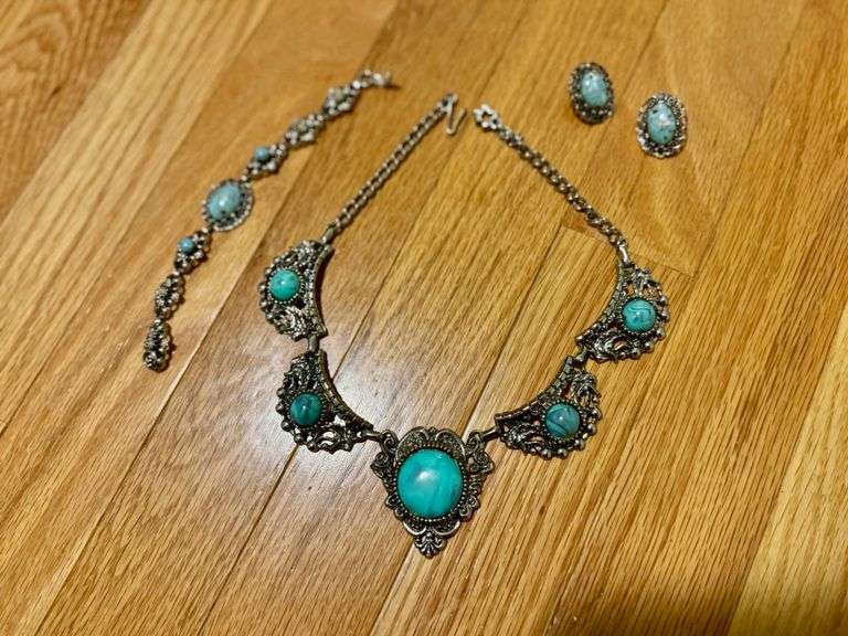 Jewelry including matching sets, black earrings marked 925 silver
