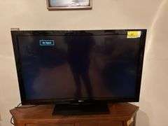SANYO Flat Screen TV- WORKS!