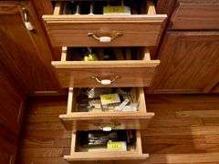 Contents of 4 Kitchen Drawers