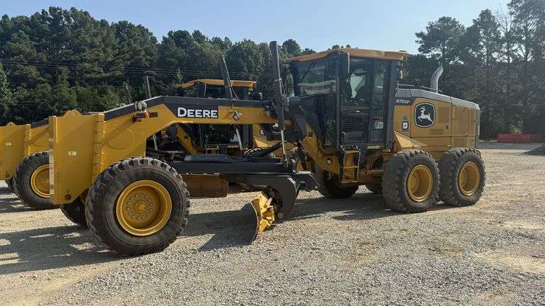 2023 John Deere 670G Motor Grader image