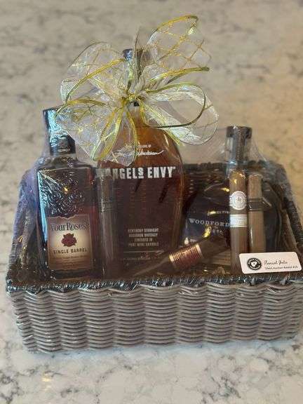 Gentlemen's Basket