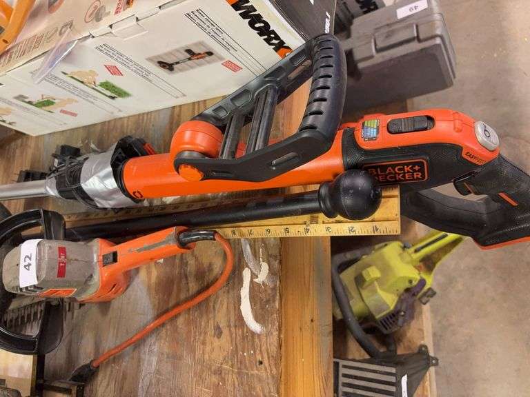 B& D 20v trimmer. Electric hedge trimmer, yard stick, curtain rod