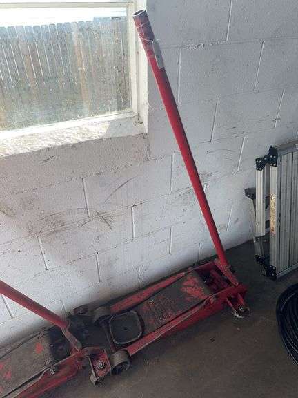 Snap-On 2 ton floor jack image