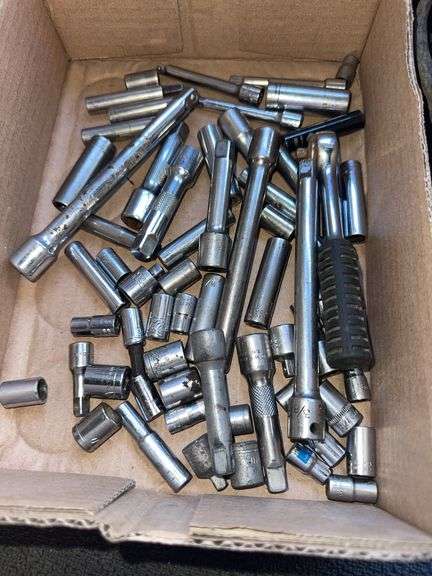 Extensions and sockets image