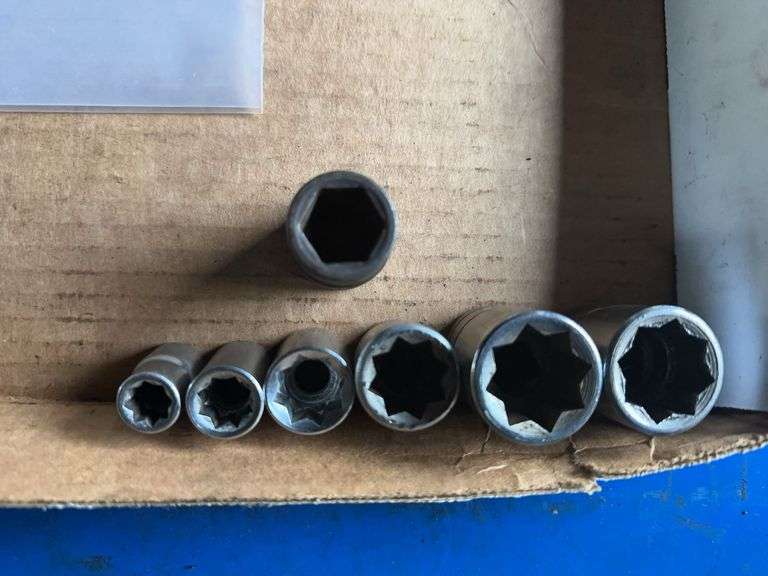 Snap-On SW-422 sockets and 1mm socket image