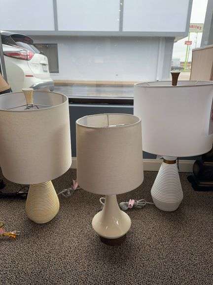L13225B POLY/CERAMIC TABLE LAMP - STYLECRAFT HOME COLLECTION, INC.AND L25549  POLY TABLE LAMP - STYLECRAFT HOME COLLECTION, INC. AND KHL331350  COLUMN RESIN TABLE  LAMP - STYLECRAFT HOME COLLECTION, INC. image