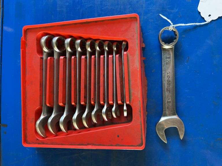 Snap-On combination wrenches image
