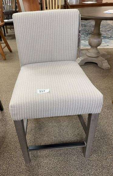 MYERLETTE 2 BARSTOOL 24" - BEST HOME FURNISHINGS image