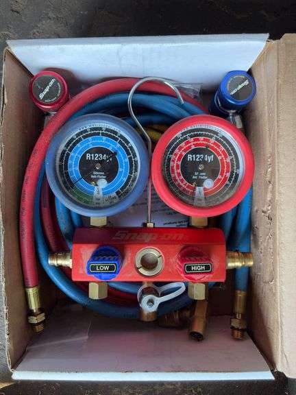 Snap-On R1234YF manifold gauge set image