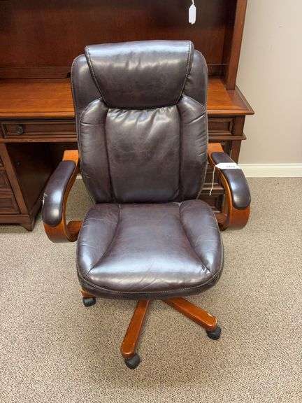 Leather Executive Chair image