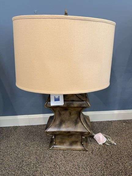 7005092 DEVONSHIRE BUFFET 29" (KI LAMP) & 97637 ETCHED AGED COPPER WOOD TBL 29" image