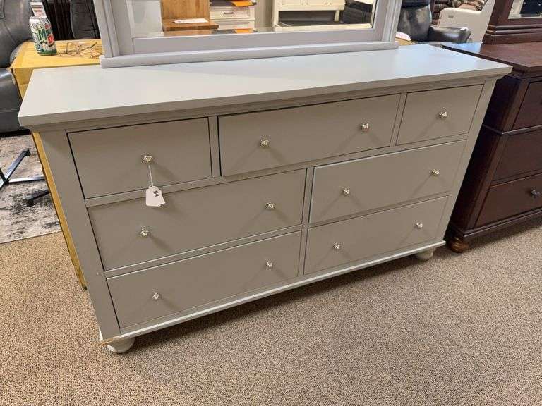 GRAY 7 DRAWER DOUBLE DRESSER & MIRROR - ASPEN HOME image