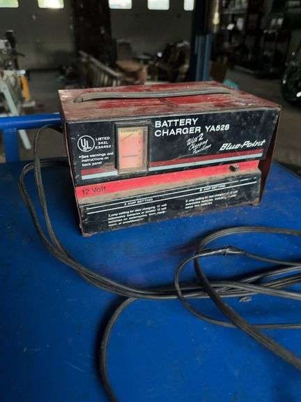 Blue Point 12 volt battery charger image
