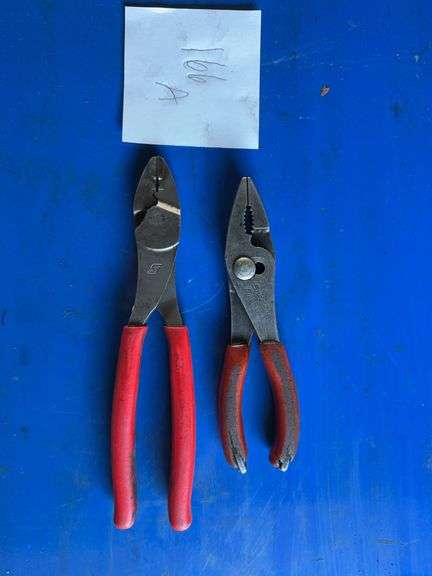 Snap-On 2 pair of pliers image