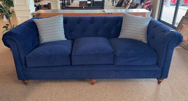 CHESTERFIELD SOFA & 2 PILLOWS W/ BLEND DOWN - CRAFTMASTER image