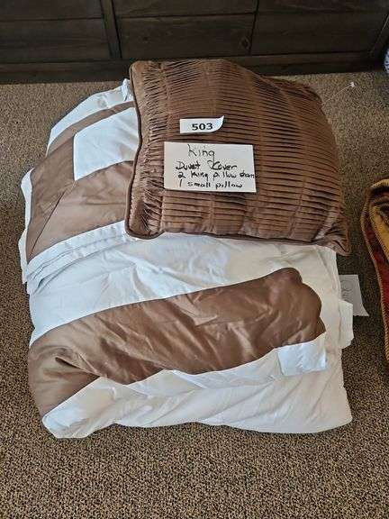 KING DUVET COVER, 2 SHAMS, 1 PILLOW image