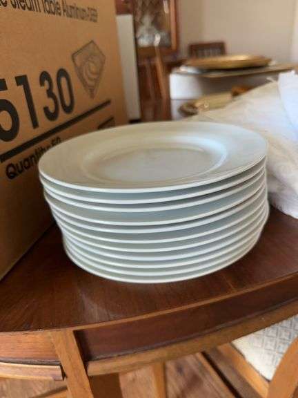 Simply Inviting porcelain china set
