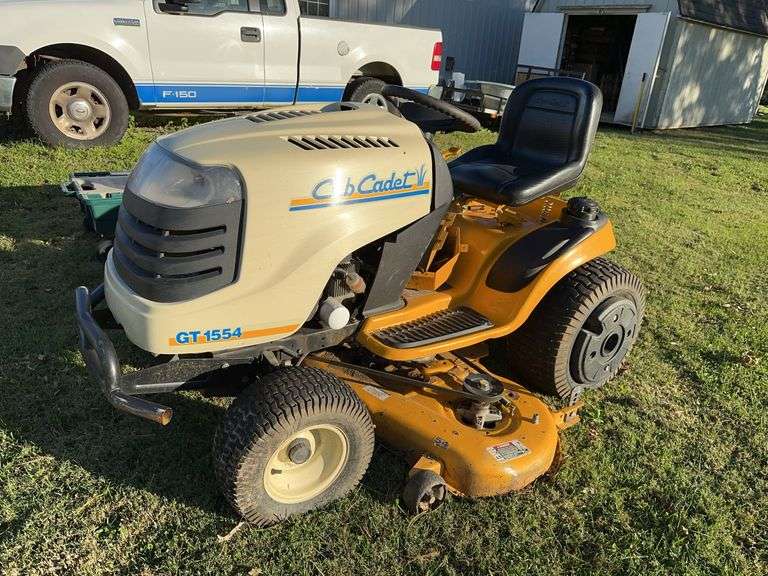 Cub cadet GT 1554 lawnmower 54” deck image