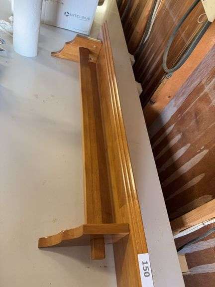 43” wall shelf w/ quilt bar image