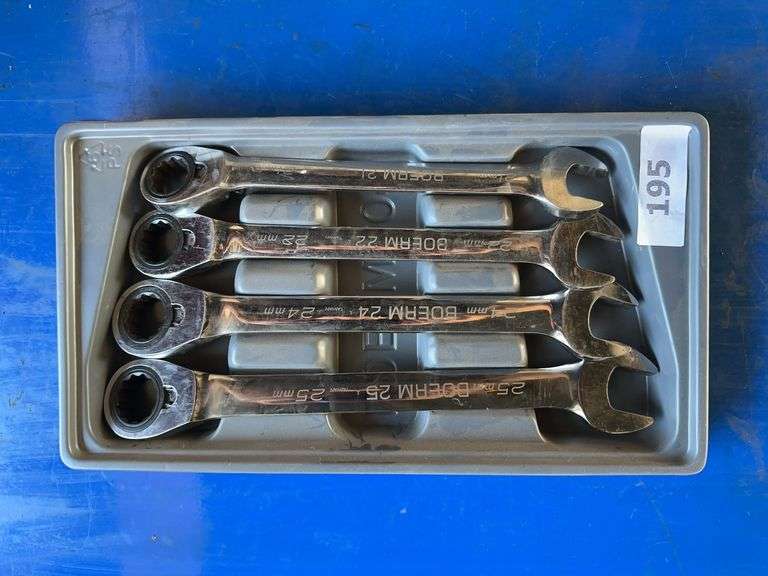 Blue Point metric ratcheting combination wrenches image